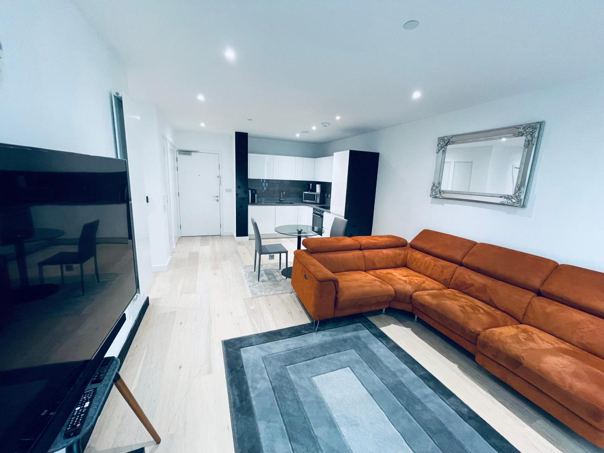 לונדון Ds Rentals - Entire 1 Bedroom Apartment מראה חיצוני תמונה